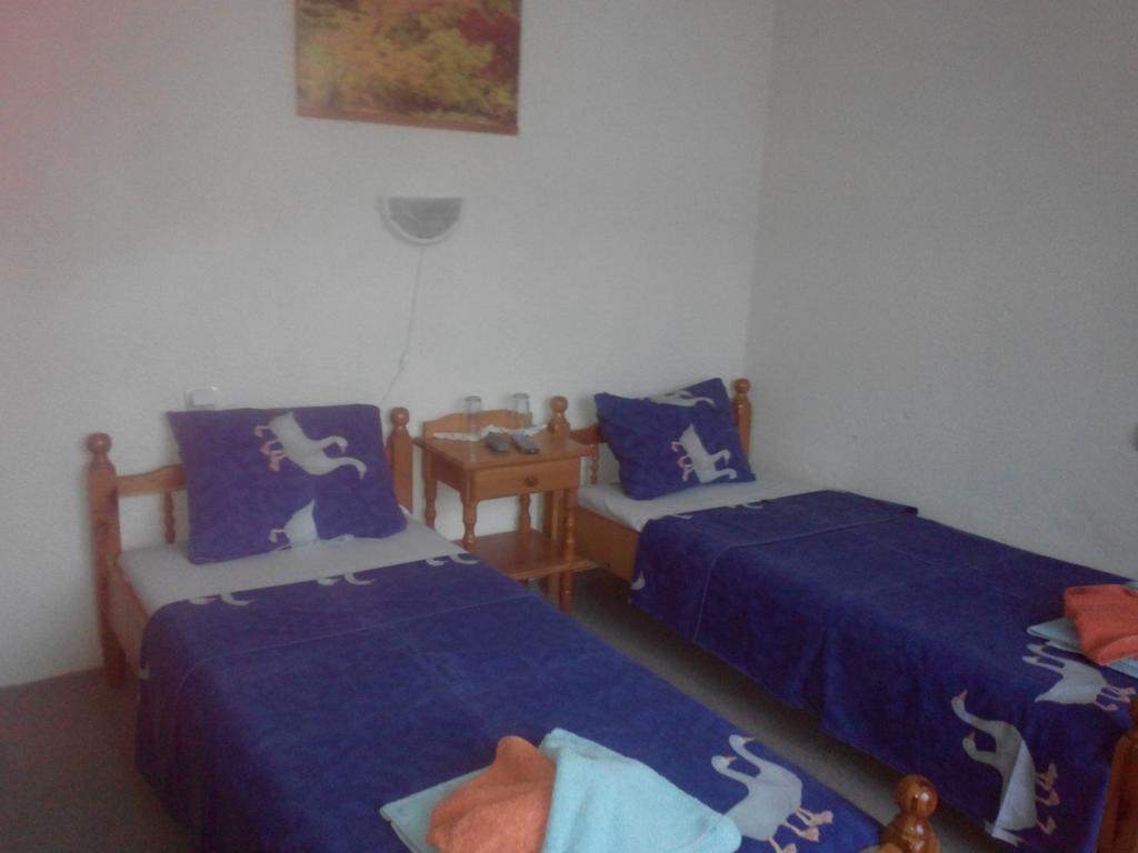 Veselata Guest House Долна-Баня Экстерьер фото